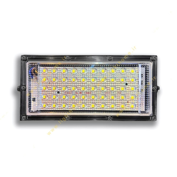 پروژکتور LED SMD اکونومی ۵۰ وات ۲۲۰ ولتی بدنه مشکی