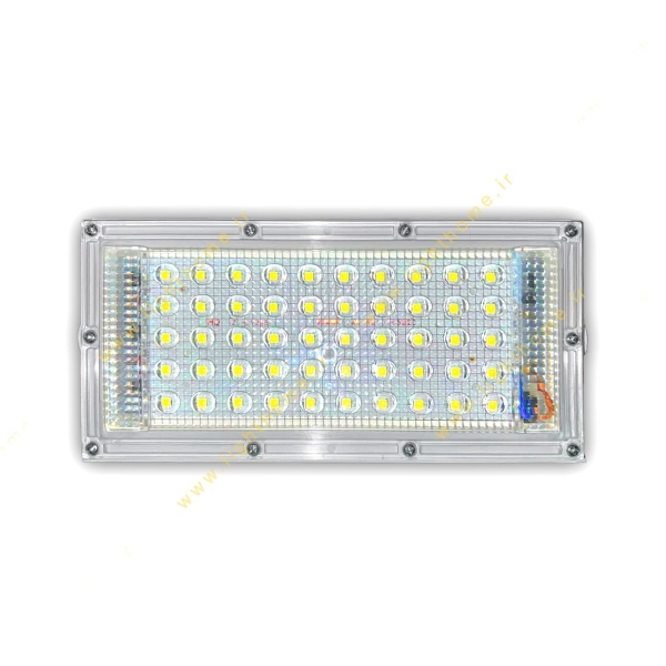 پروژکتور LED SMD اکونومی ۵۰ وات 220 ولتی بدنه سفید