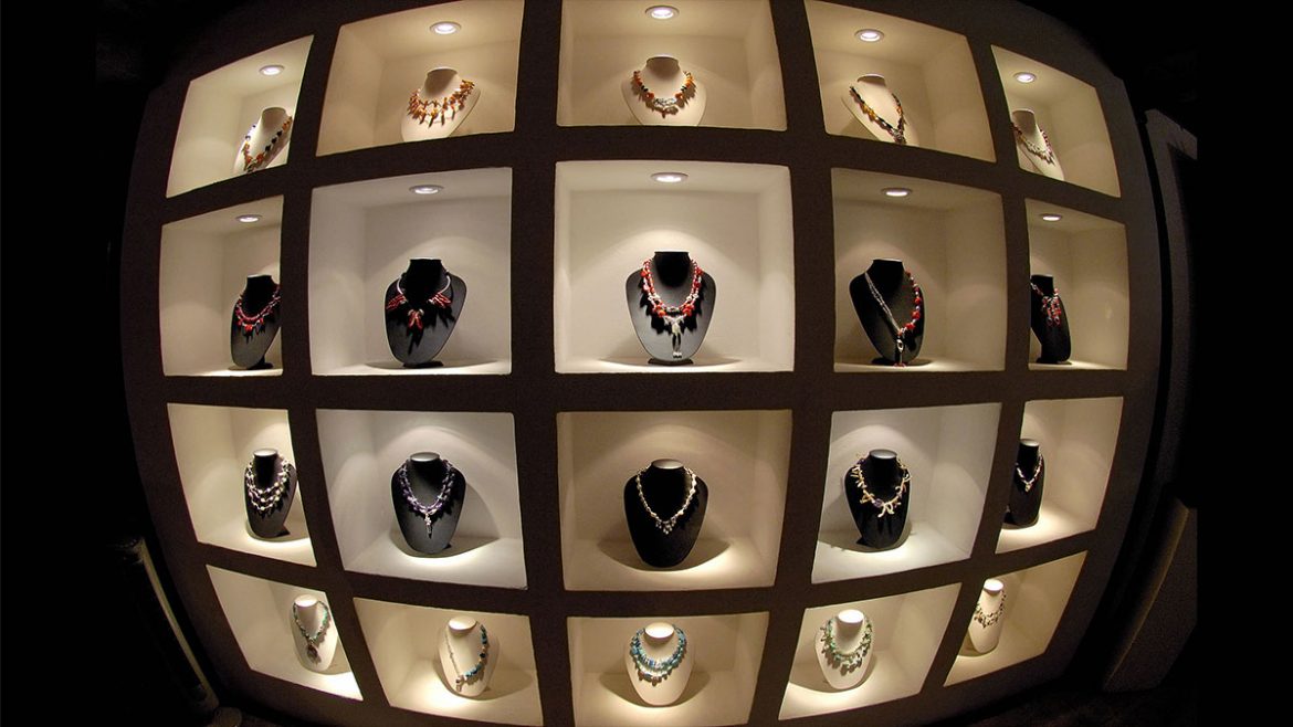 نورپردازی طلا فروشی